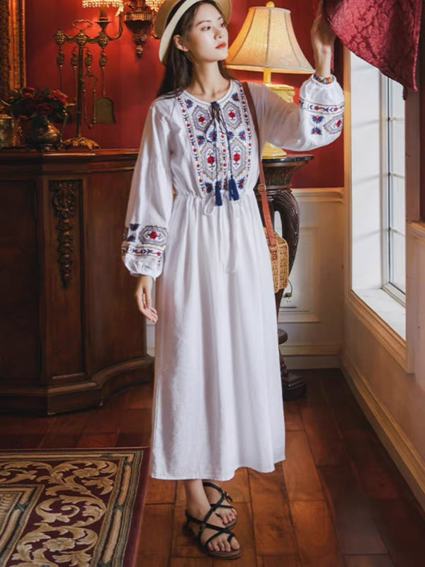Robe Longue en Coton Brodé