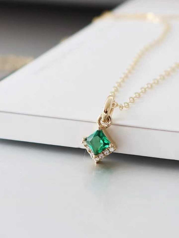 Collier en argent 925 avec zircon vert