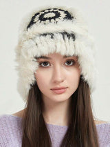 Chapeau en crochet avec fourrure de lapin doux