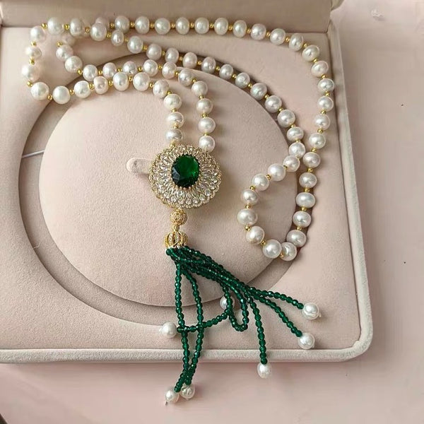 Collier à longue frange glamour