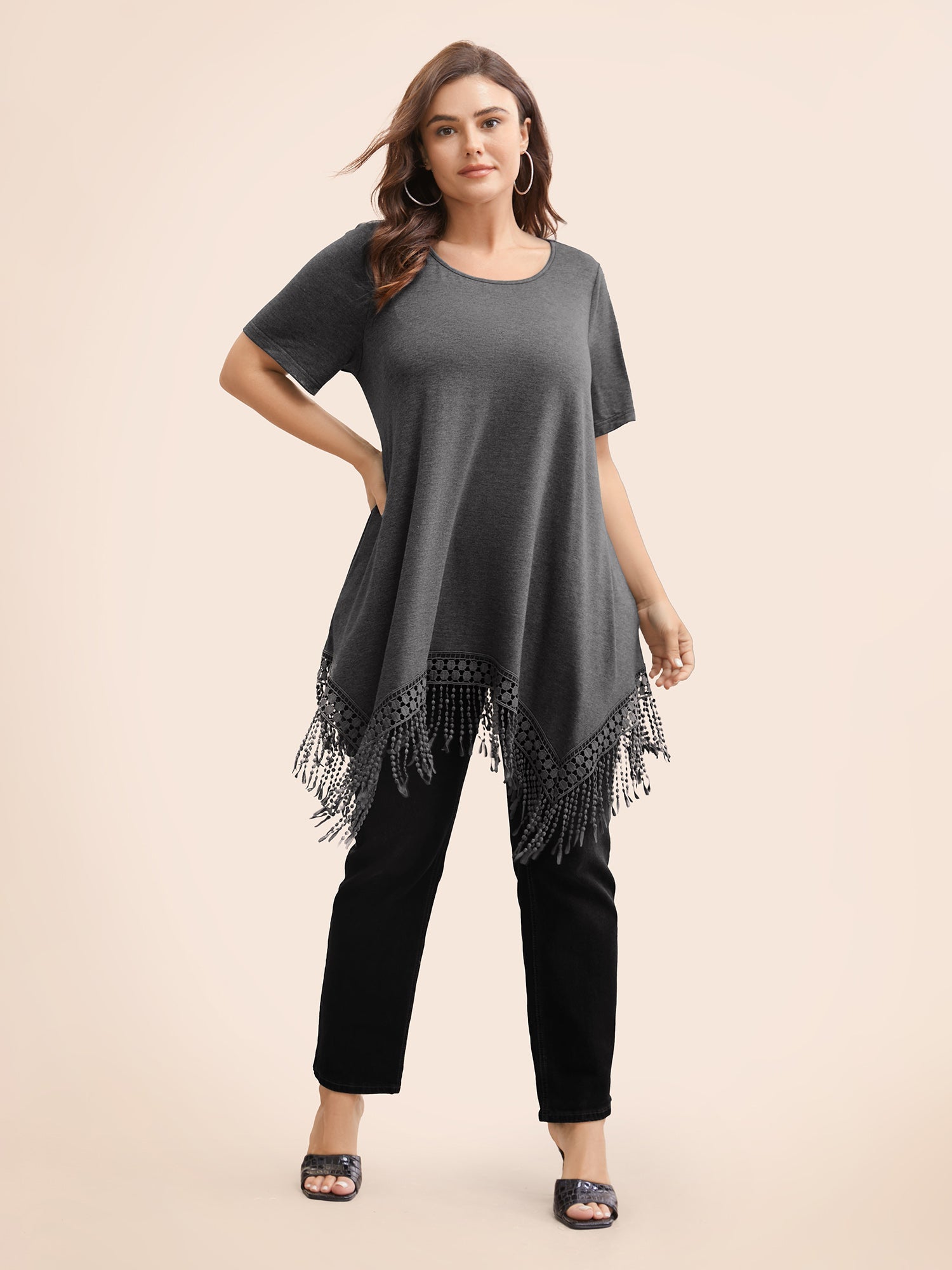 T-shirt à Col Rond Uni avec Détail en Dentelle et Franges