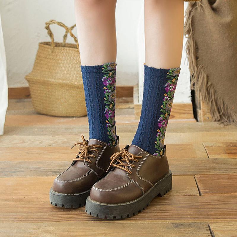 Chaussettes à Fleurs Brodées Vintage ( 5 paires )