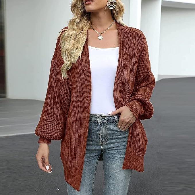 Cardigan caramel à manches lanternes.