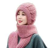 Tout-en-un: Bonnet + écharpe.