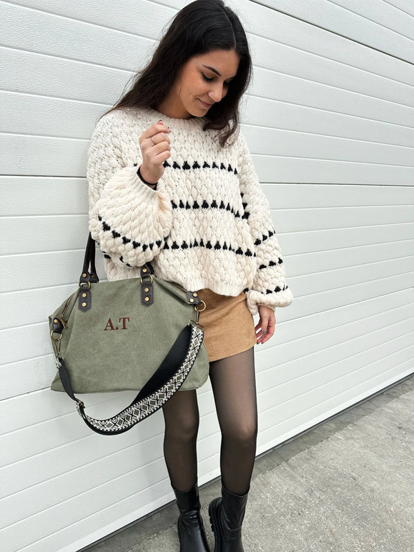 Pull en tricot texturé avec épaules descendantes