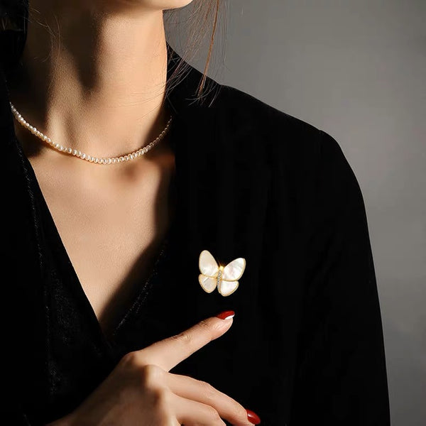 Broche en Nacre - Un bijou élégant inspiré de la mer