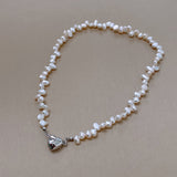 Collier Choker Cœur en Perles Baroques Magnétiques