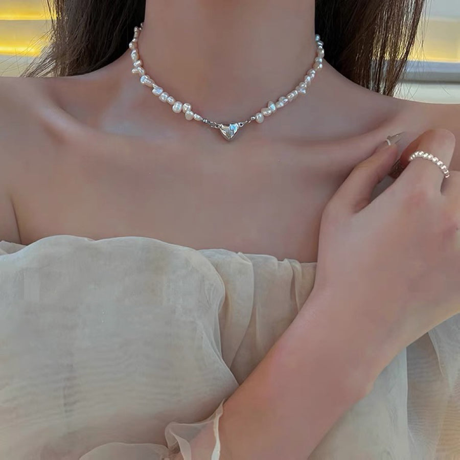 Collier Choker Cœur en Perles Baroques Magnétiques