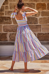 Robe camisole à corsage smocké et bretelles à nœuds