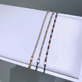 Ensemble de trois bracelets  en forme de goutte rouge et jaune