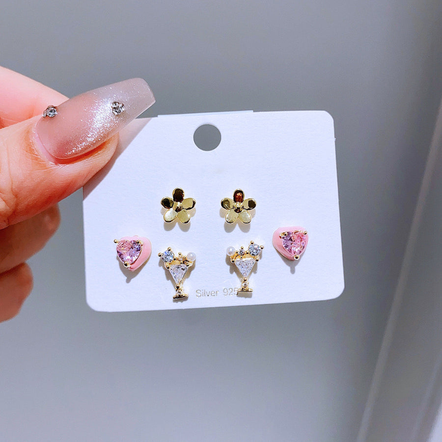 Ensemble de 6 paires de boucles d'oreilles avec des motifs de fleurs et de cœurs