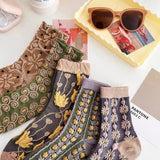 Chaussettes à Fleurs Brodées Vintage ( 5 paires )