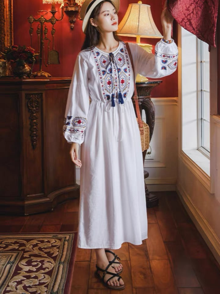 Robe Longue en Coton Brodé