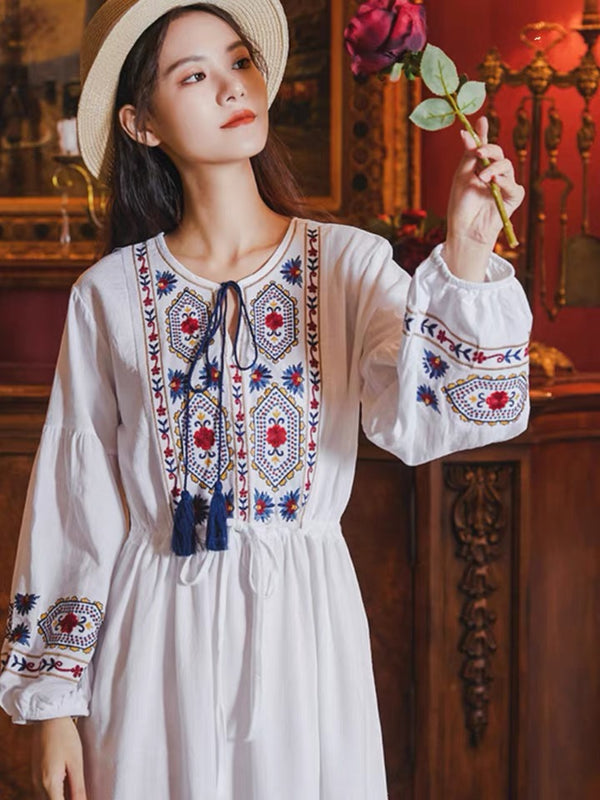 Robe Longue en Coton Brodé