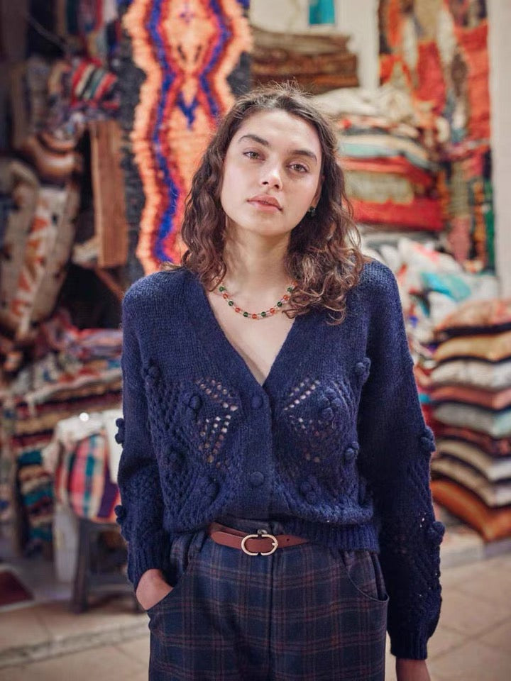 Cardigan en Crochet avec Pompons