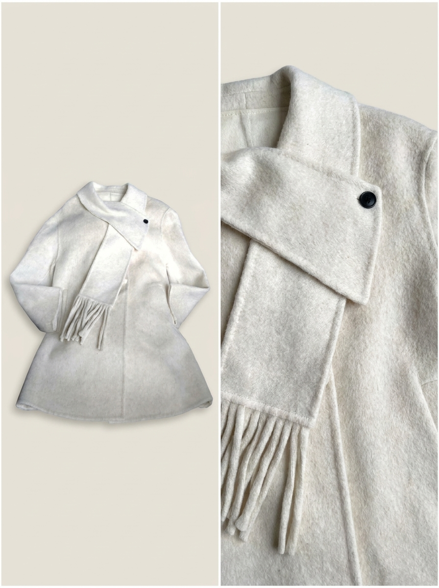 Manteau court en laine à écharpe intégrée