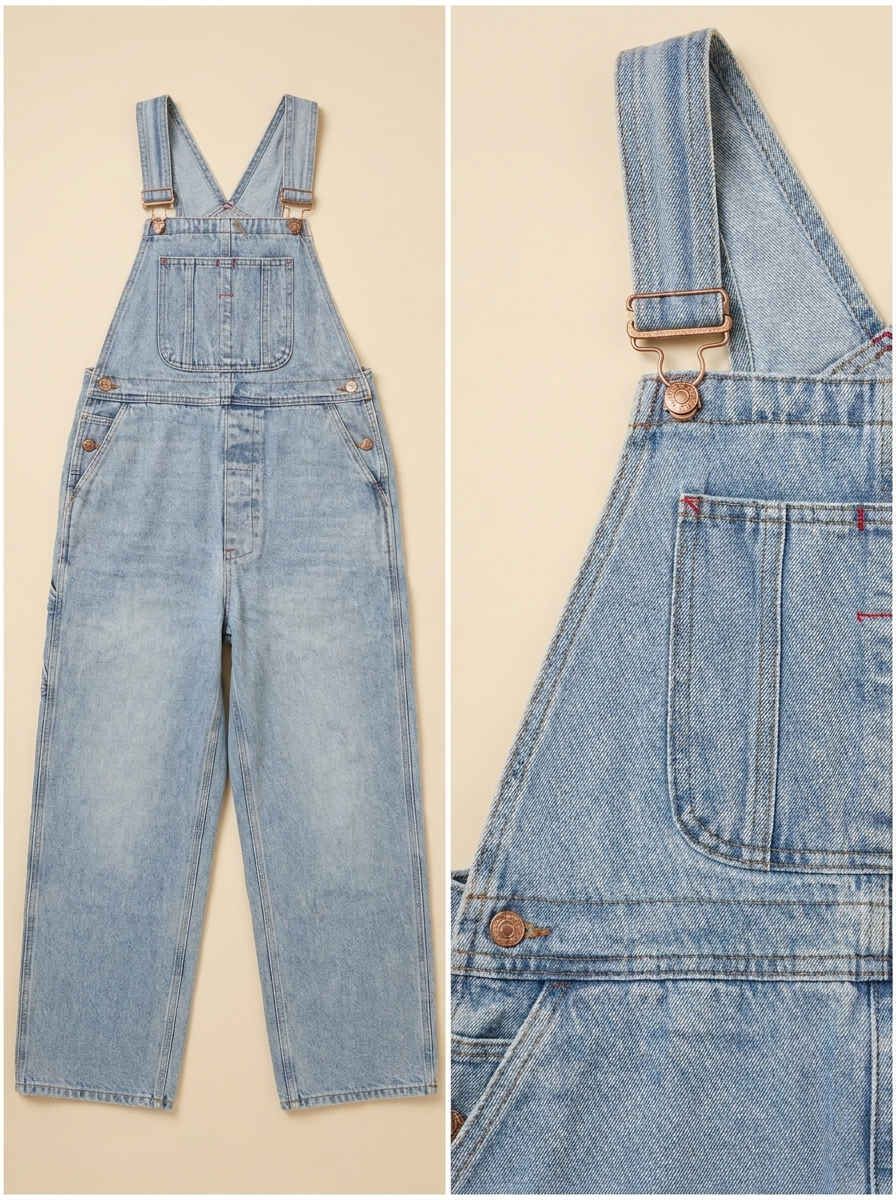 Salopette en jean bleu clair délavé