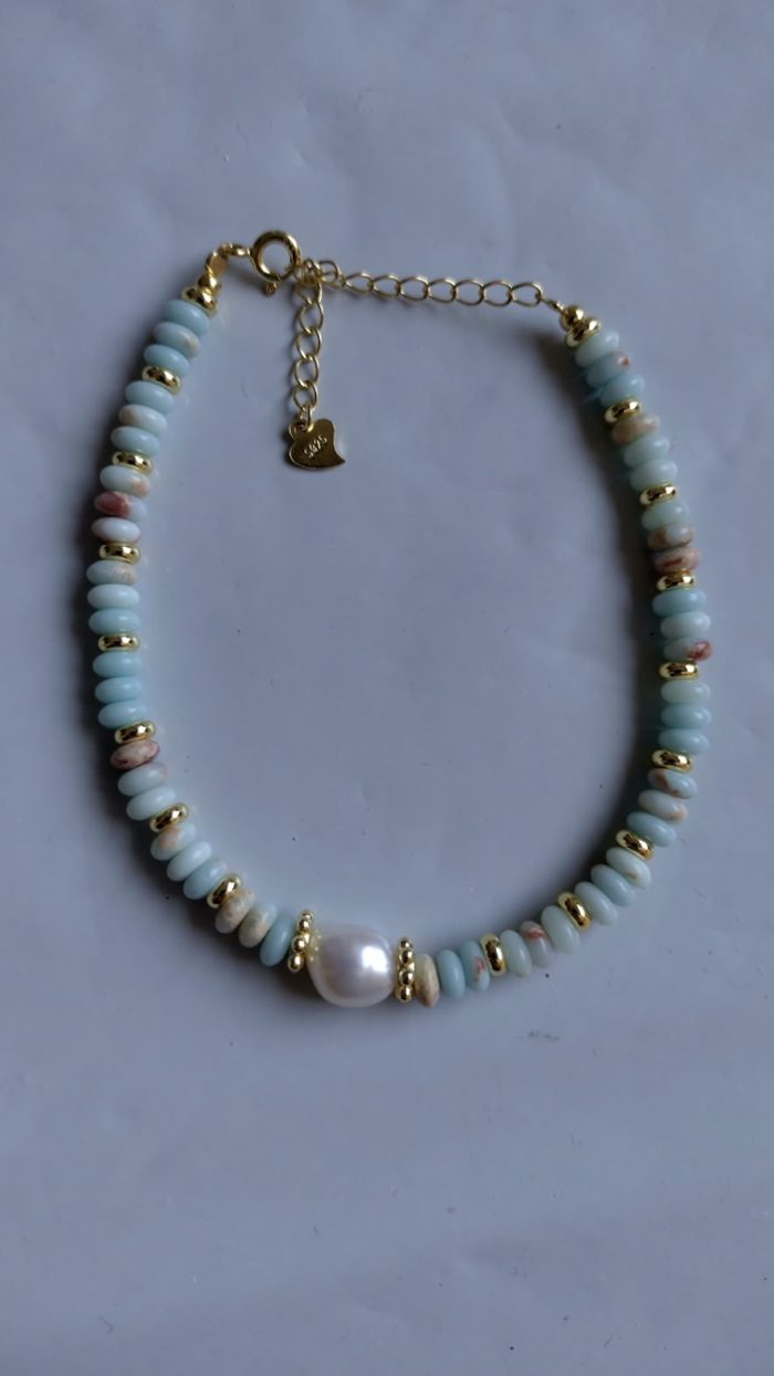 Bracelet perles bleu clair et perle