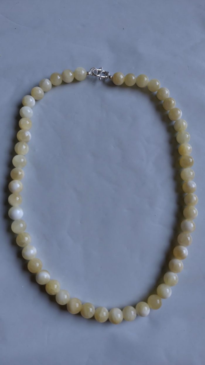 Collier perles jaune pâle