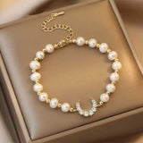 Moon bracelet en perle naturelle