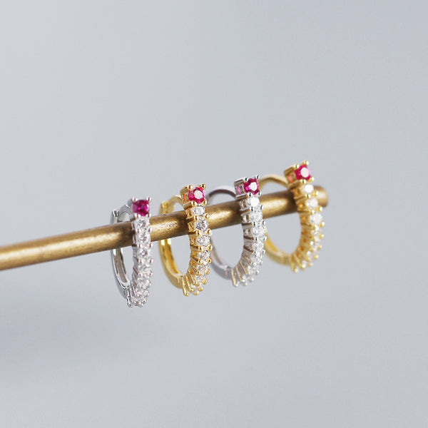 Boucles d'oreilles créoles en argent 925 clair avec zircon fuchsia