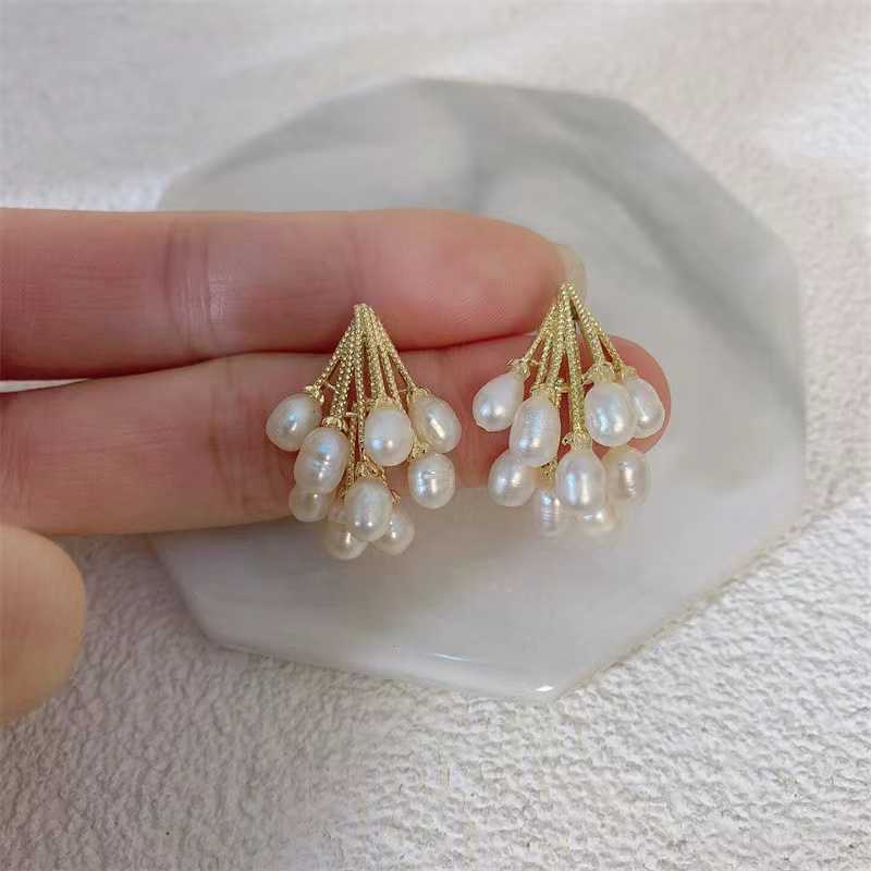 Boucle d'oreille perle d'eau douce en argent 925