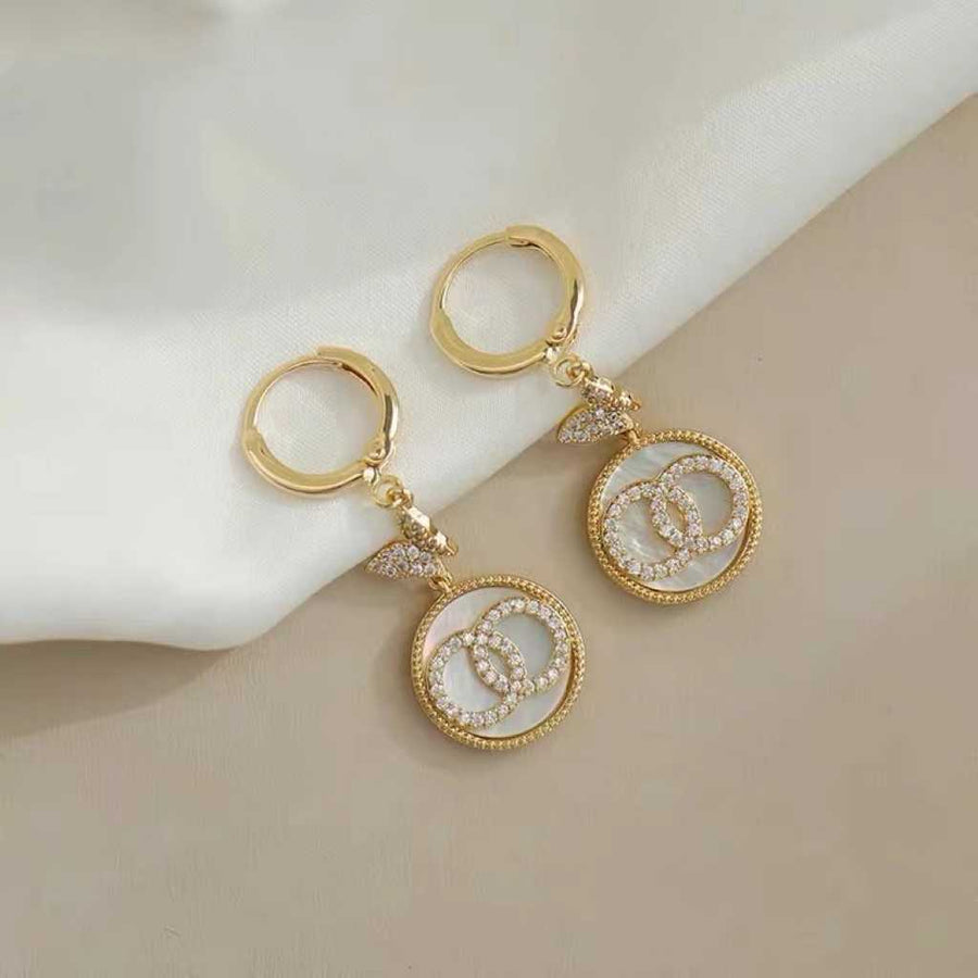 Boucle d'oreille papillon en nacre