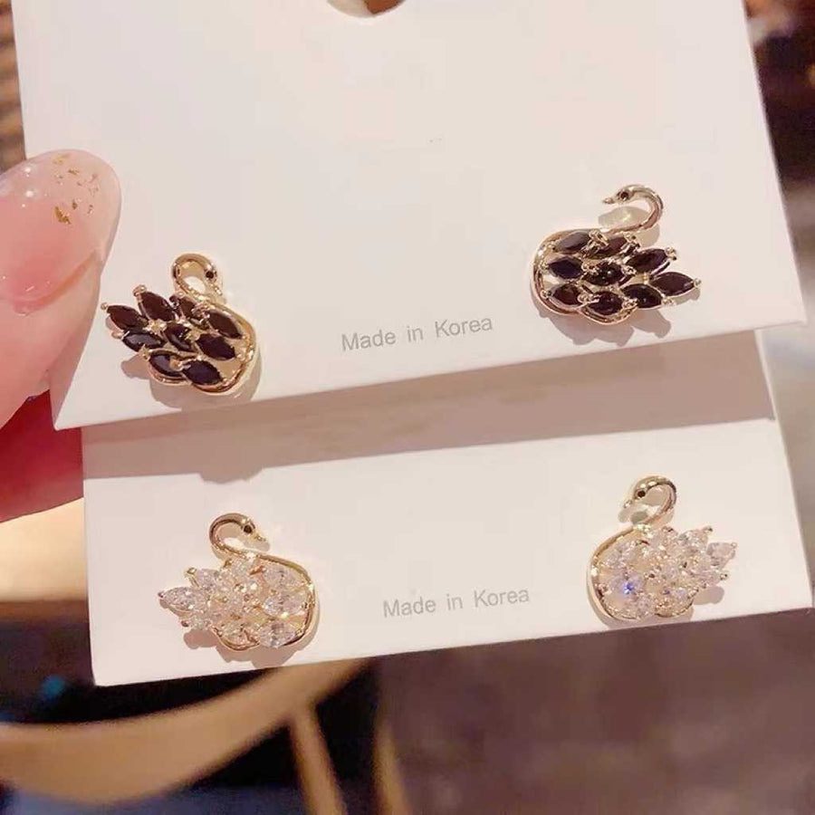 Boucle d'oreille cygne en zircone