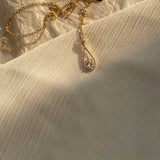 Collier en forme de larme en argent 925