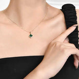 Collier en argent 925 avec zircon vert