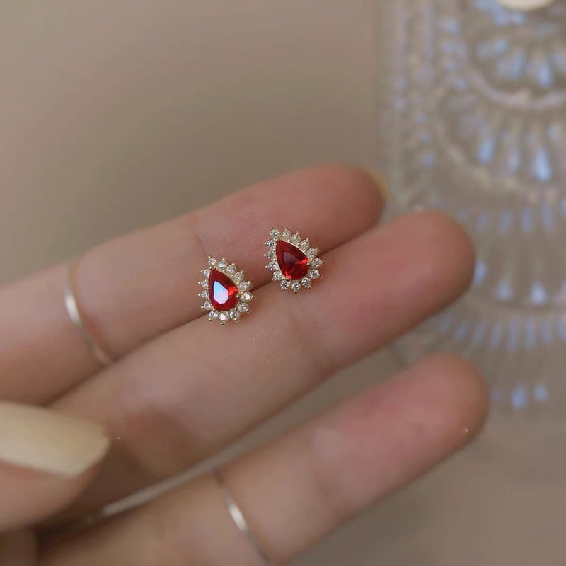 Boucle d'oreille Rubis de zircon ardent