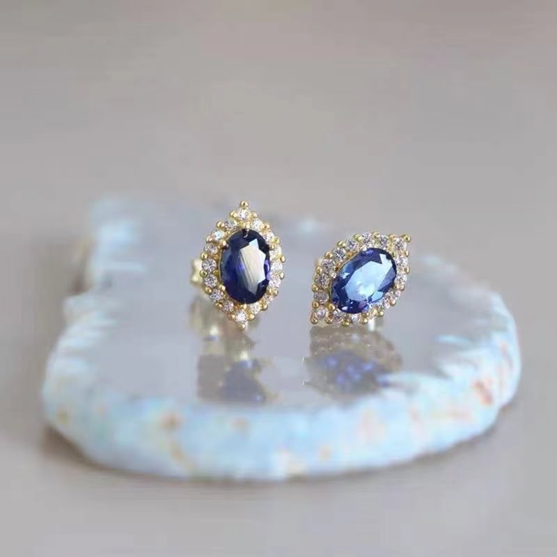 Clou d'oreille marquise