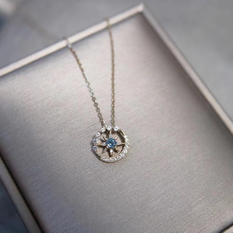 Collier en argent avec lune et étoile en zircon bleu