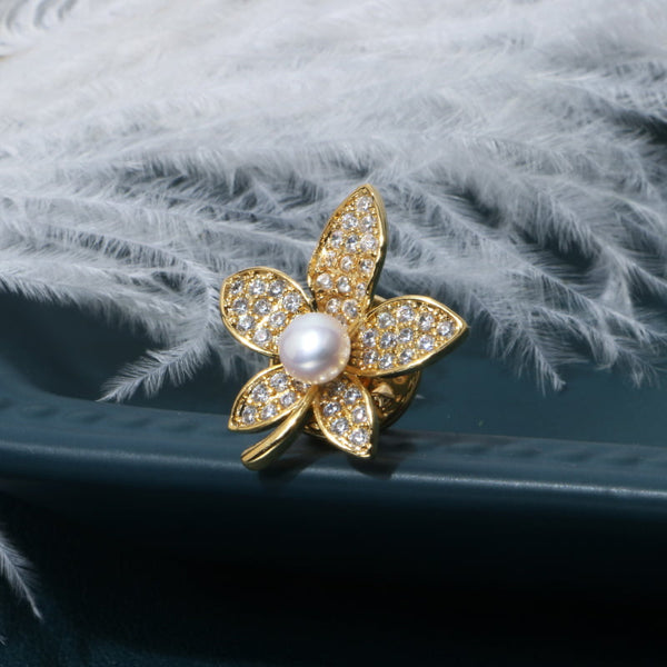 Broche perle d'eau douce en érable