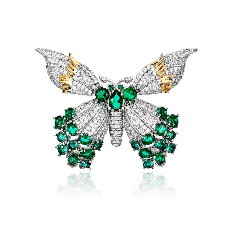 Broche papillon en zircon vert